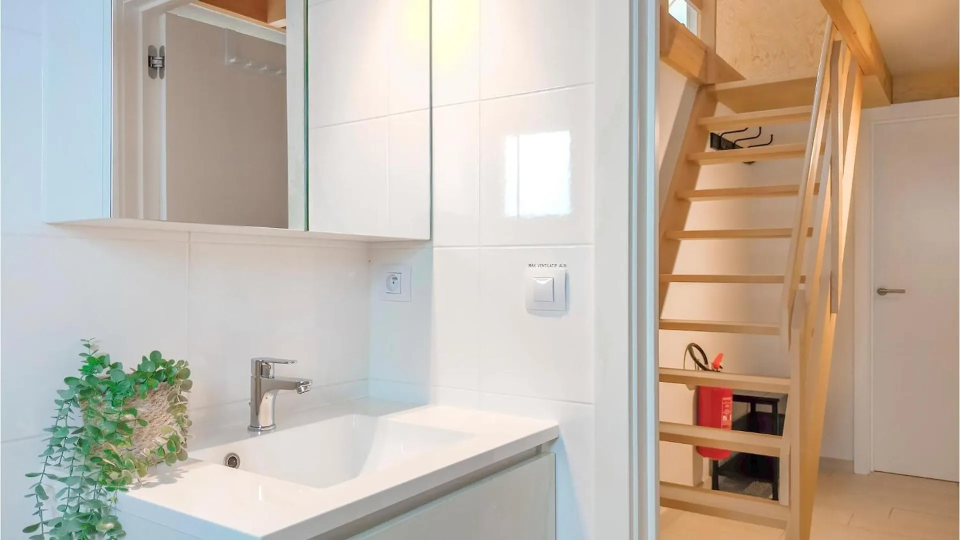 بيت للعطل Lovely Home In Lombardsijde With Kitchen